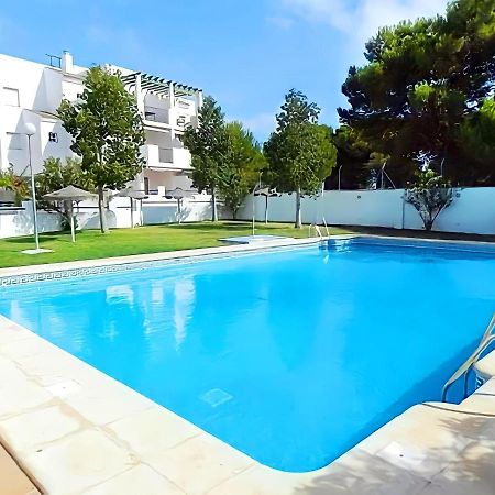 Apartamento Junto Al Mar Piscina Solo Familias Conil De La Frontera Eksteriør billede