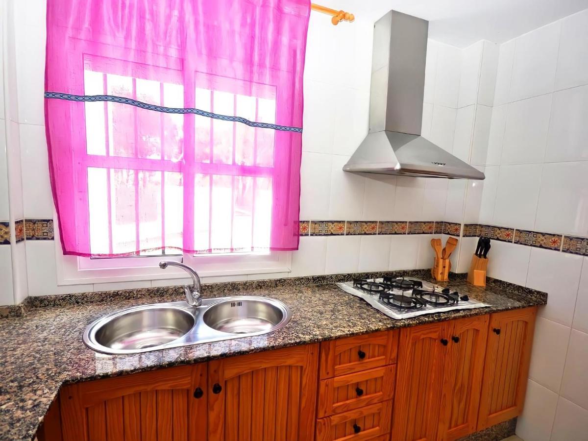 Apartamento Junto Al Mar Piscina Solo Familias Conil De La Frontera Eksteriør billede