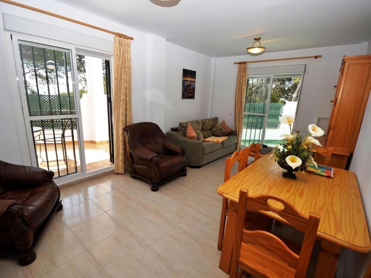 Apartamento Junto Al Mar Piscina Solo Familias Conil De La Frontera Eksteriør billede